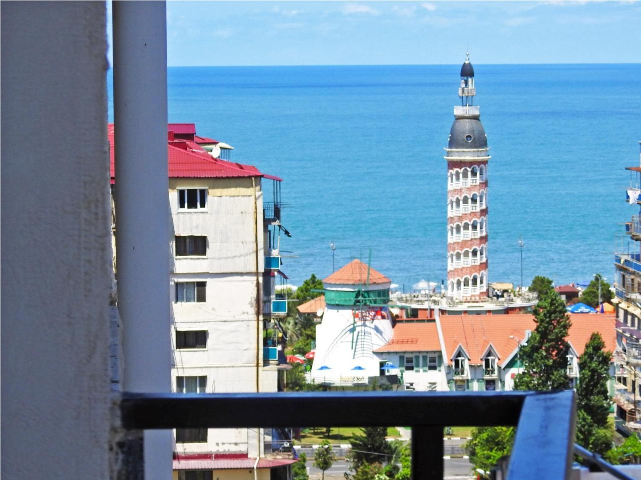 Real Palace Apartment Batumi Luaran gambar