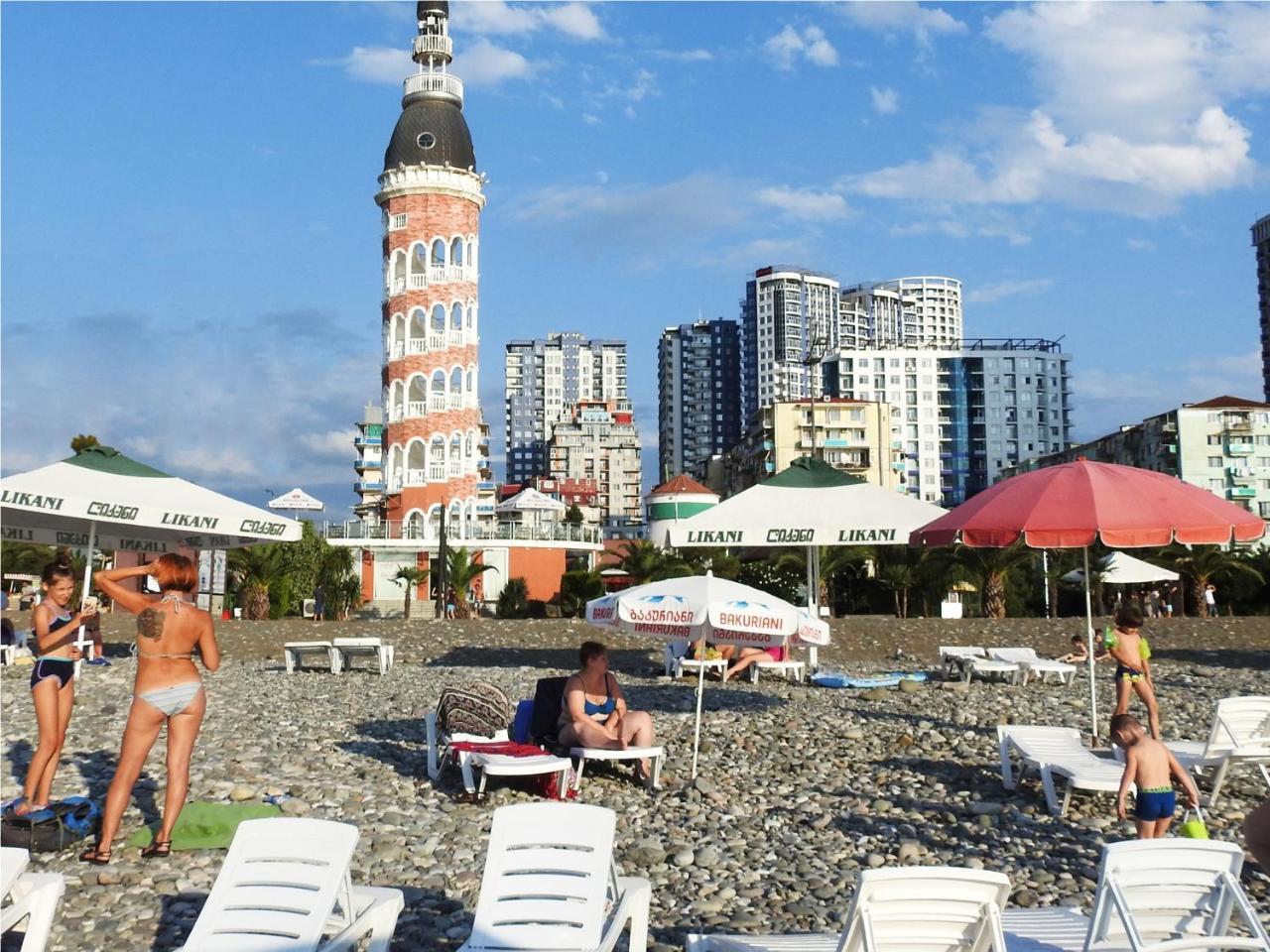 Real Palace Apartment Batumi Luaran gambar