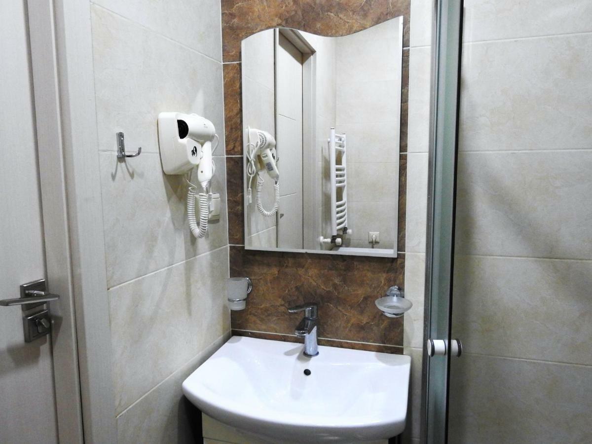 Real Palace Apartment Batumi Luaran gambar
