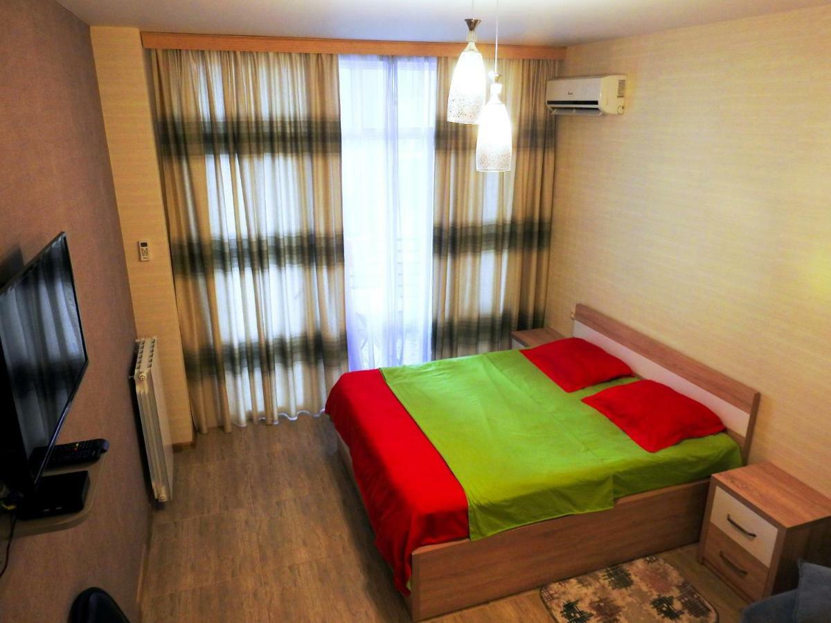 Real Palace Apartment Batumi Luaran gambar